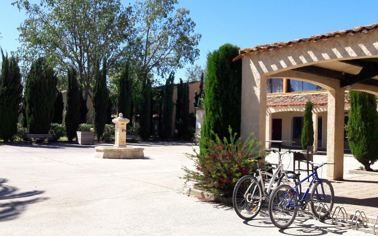 ארל Residence Odalys Le Village Camarguais Les Gardians מראה חיצוני תמונה