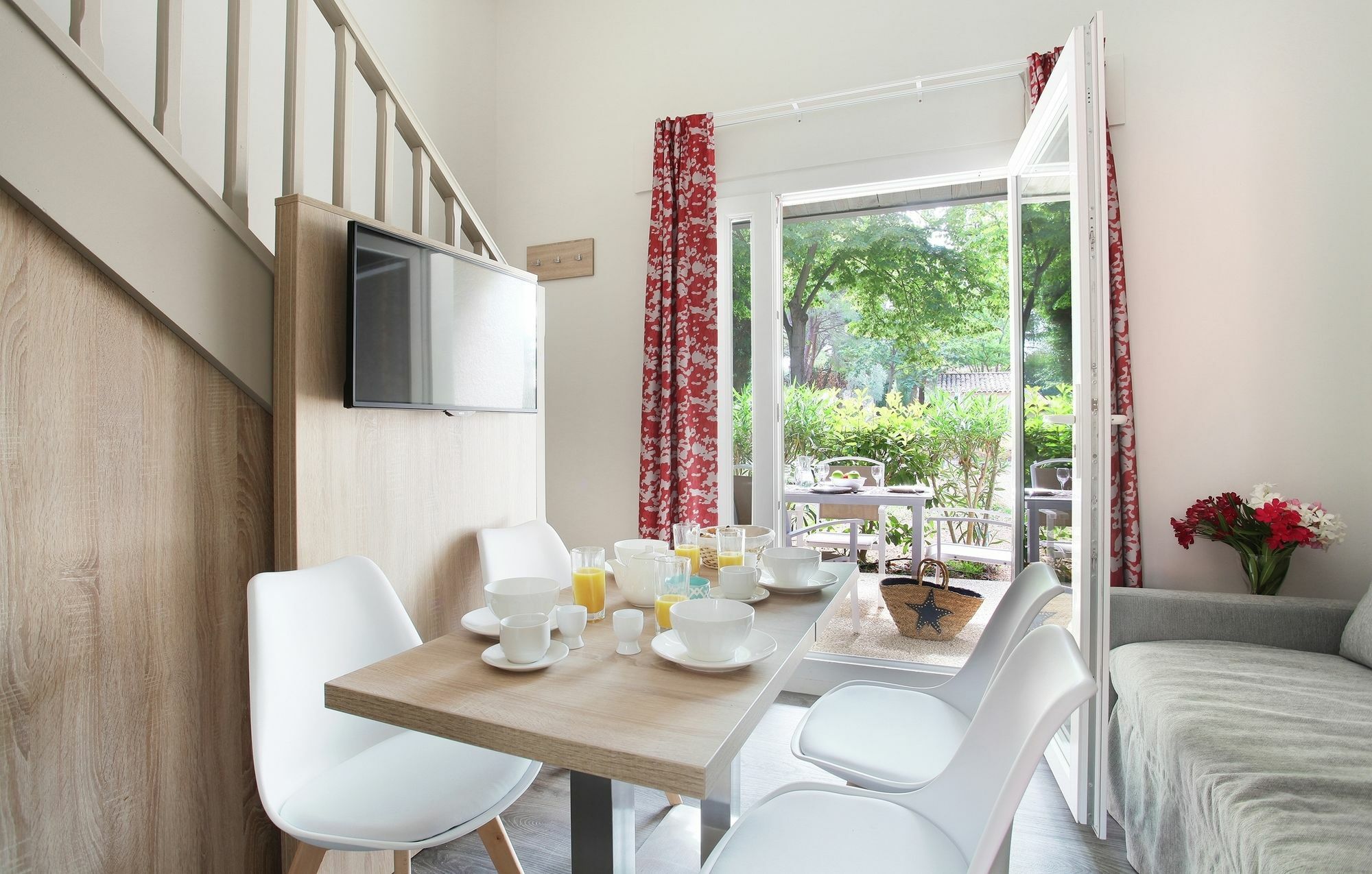 ארל Residence Odalys Le Village Camarguais Les Gardians מראה חיצוני תמונה