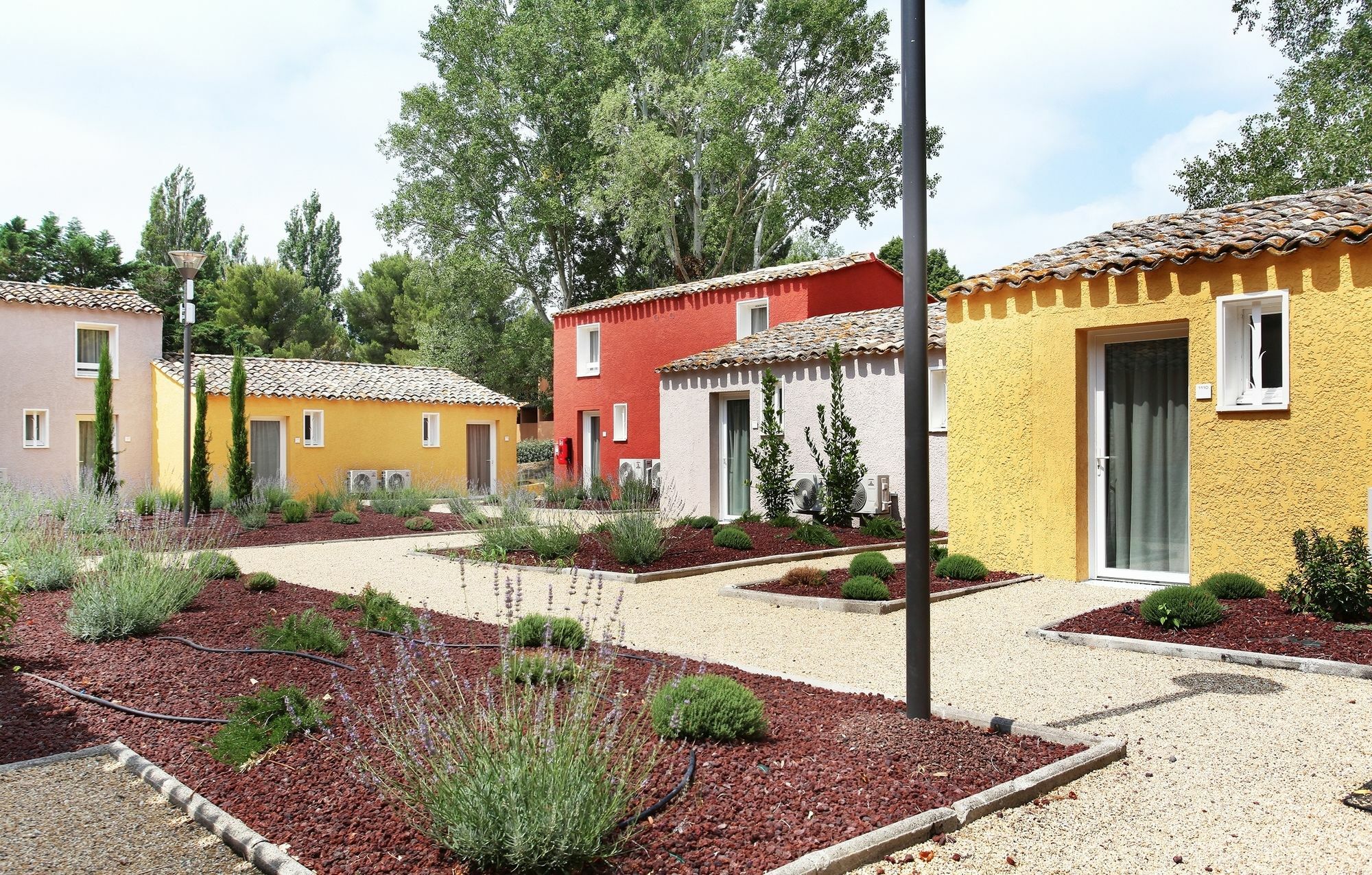 ארל Residence Odalys Le Village Camarguais Les Gardians מראה חיצוני תמונה