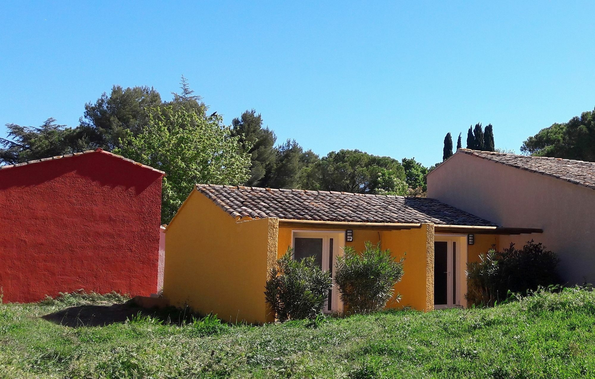 ארל Residence Odalys Le Village Camarguais Les Gardians מראה חיצוני תמונה
